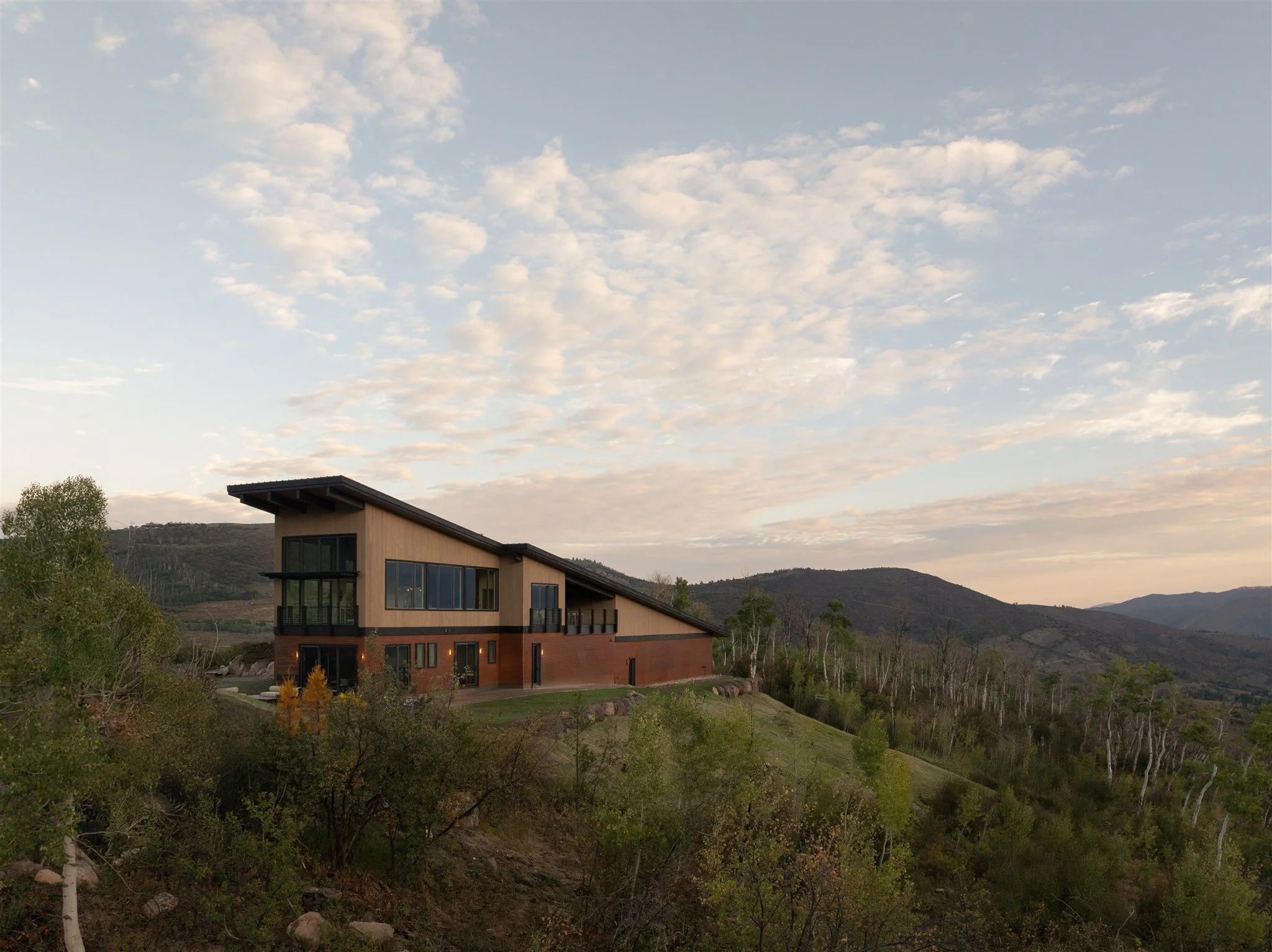 kyliefitts_honedstudioxocg_2000wlakecreekrd-harryhood_34.jpg