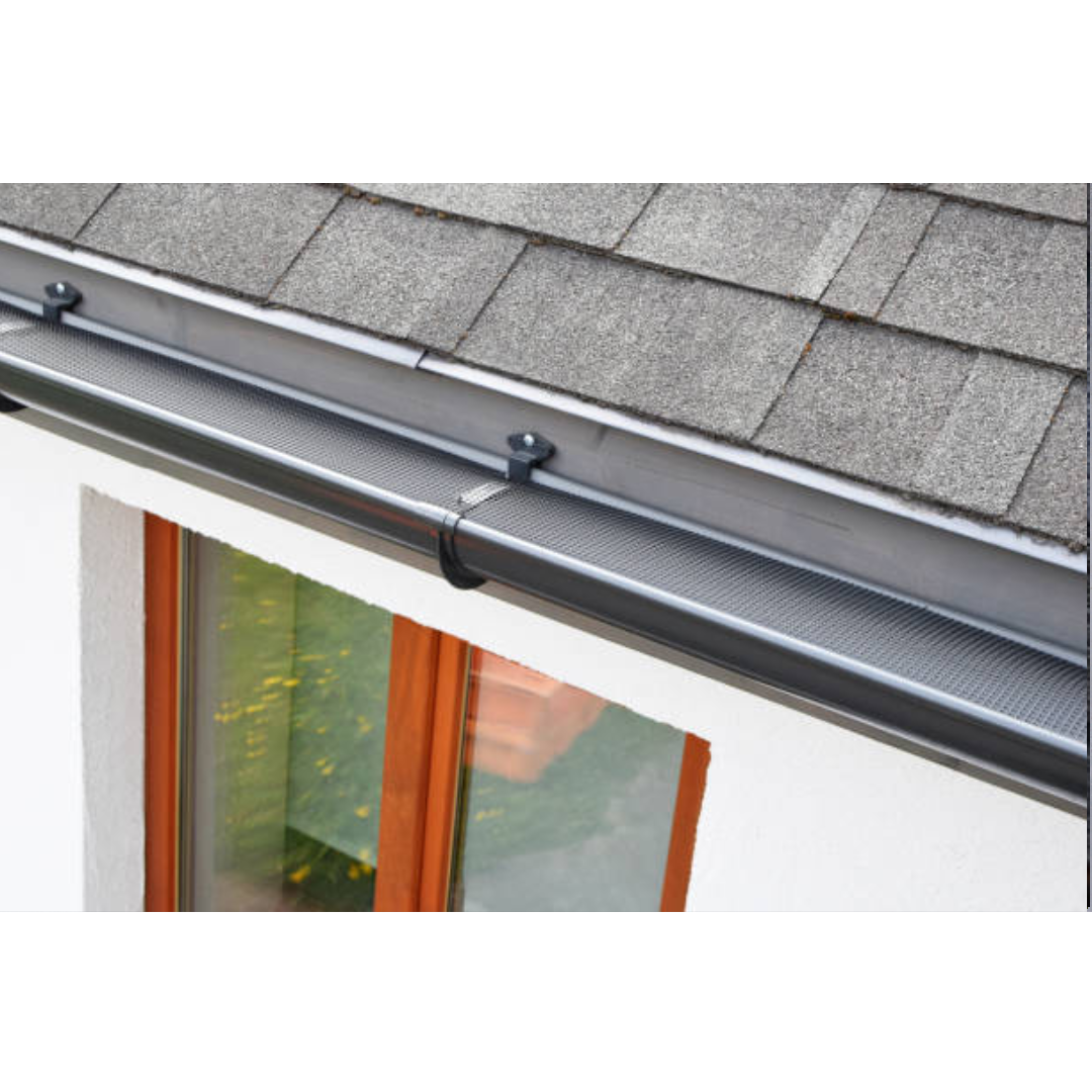 Why Gutter Guards Alone Can’t Replace Professional Cleaning