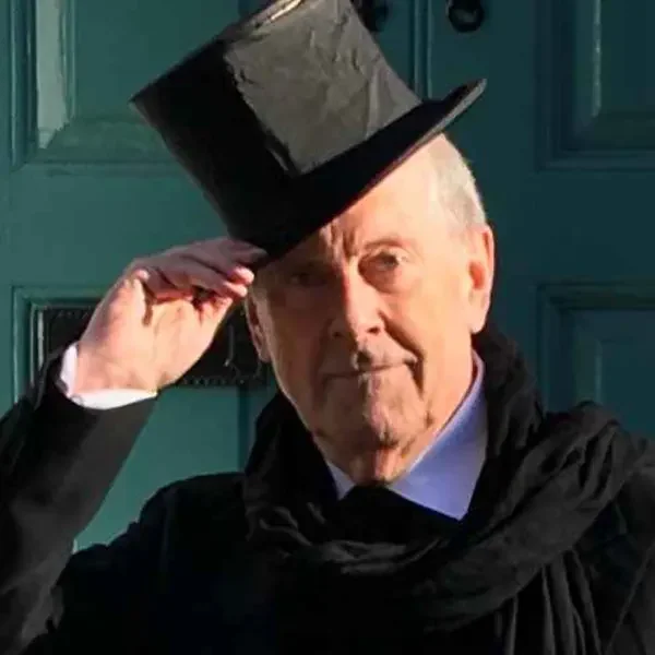 Rosebud at Christmas - Murder at the Palace