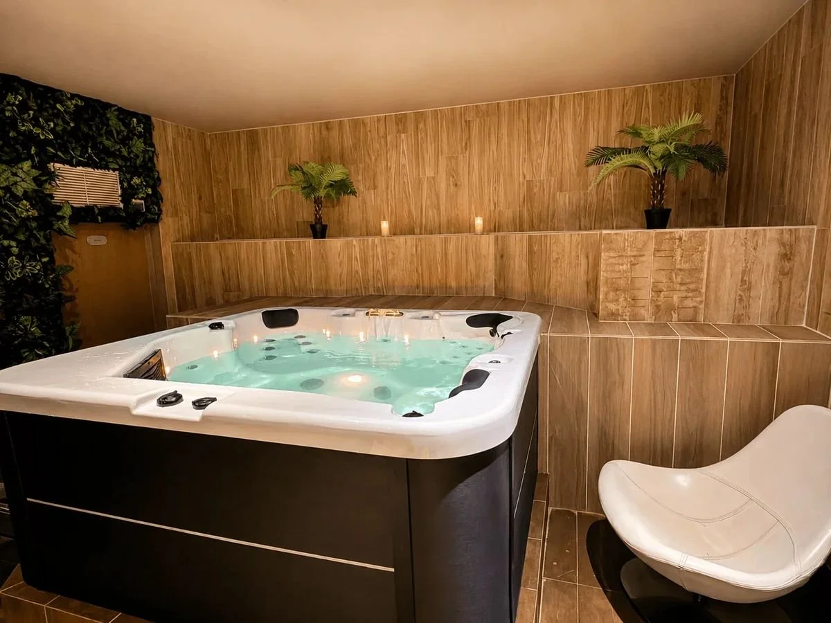 jacuzzi.jpg