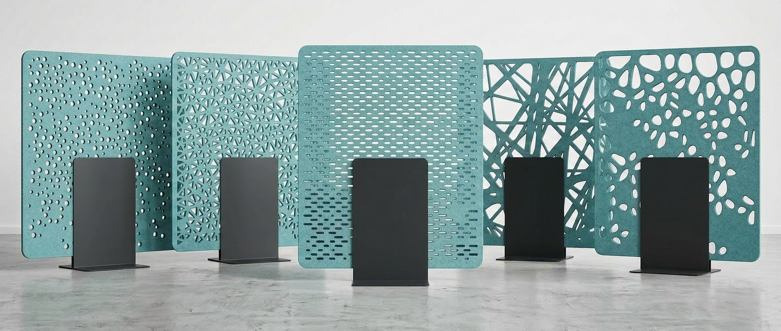 EchoCove Stand in fünf Perforations-Designs: Sparkly, Mesh, Pen, Beam und Gecko