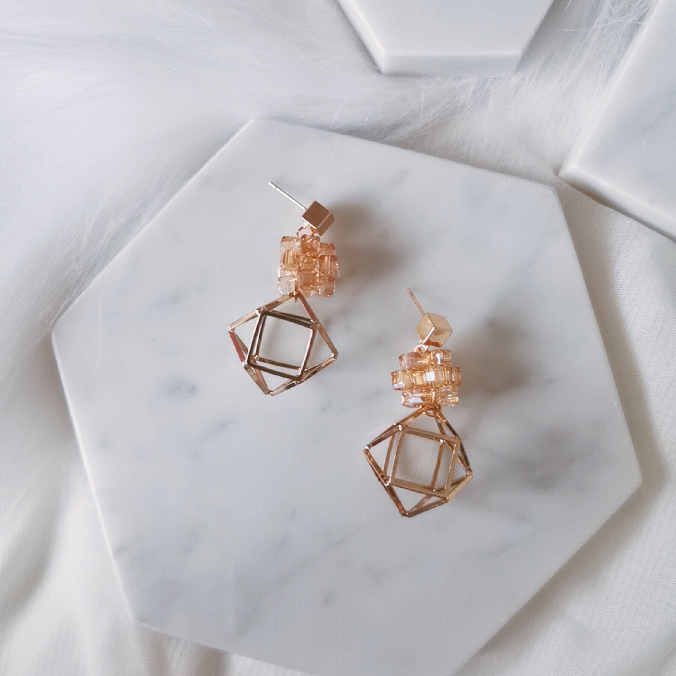 Genshin Impact- Zhongli