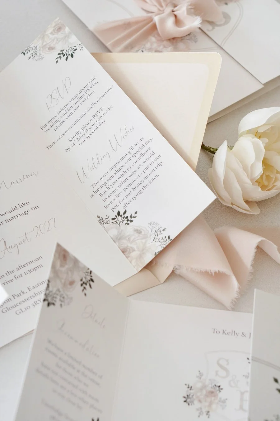 Watercolour-Wedding-Invitations-Bespoke-Cotswolds-Stationer-Neutral-Floral-Stationery- (7).jpg