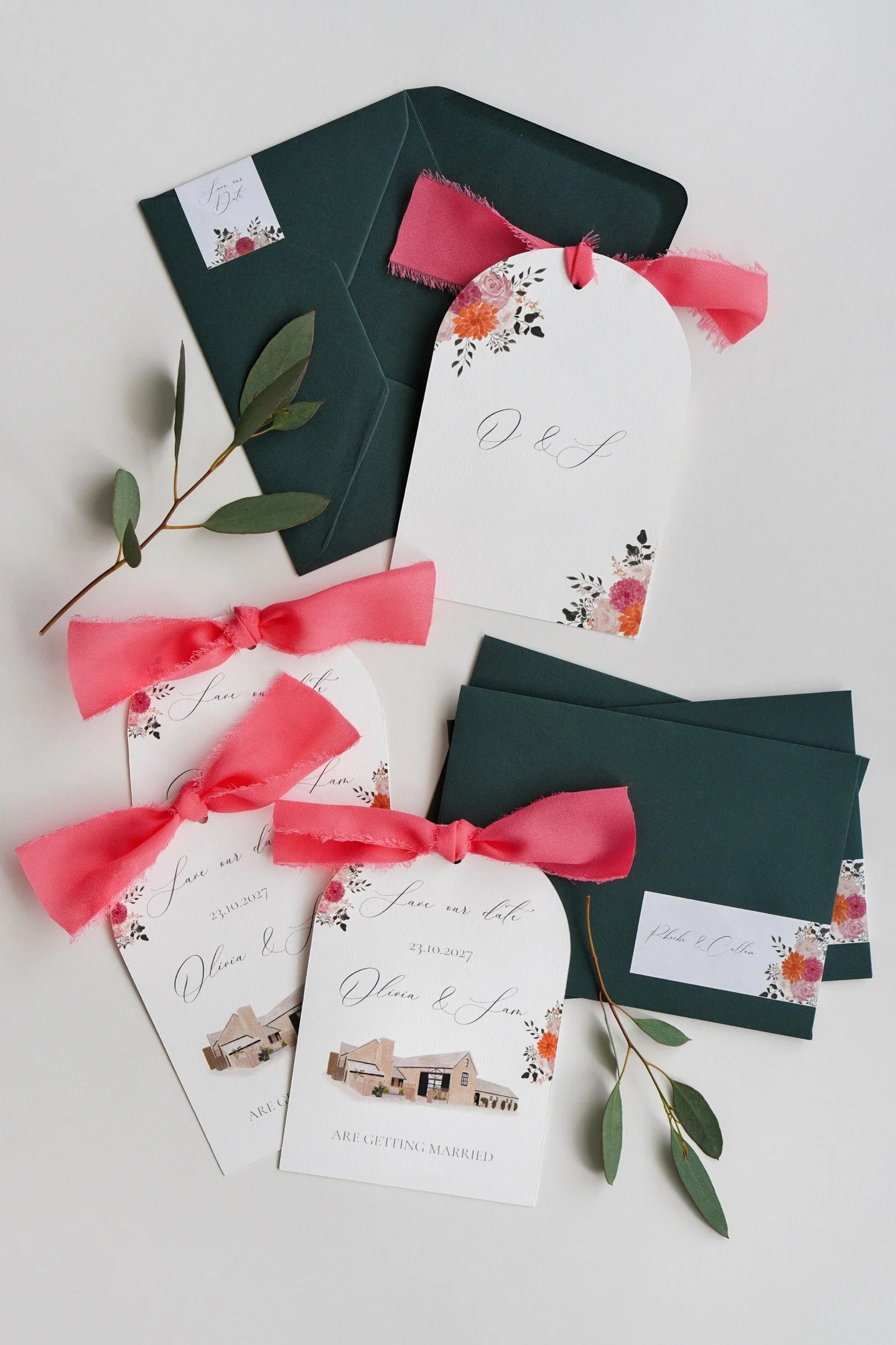 Let me introduce you to The Merris Court Collection 🌸

This suite is designed to bring the wow factor of @merriscourt to life from the moment your guests open the envelope. A hand-drawn illustration of the barn sits at the heart of the design, paire