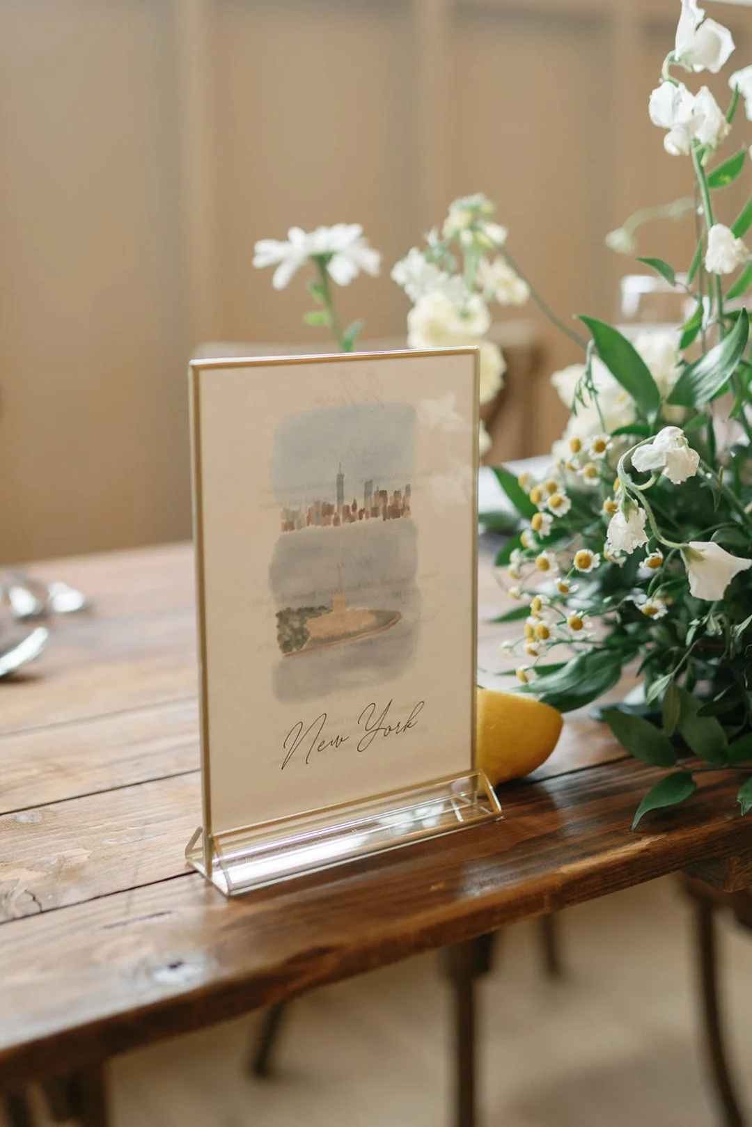 Daisy &amp; Adam&rsquo;s wedding was full of the kind of thoughtful details that make my heart so happy 🍋🌿

For their table names, we created hand-painted illustrations of their favourite places as a couple - from meaningful trips to spots close to