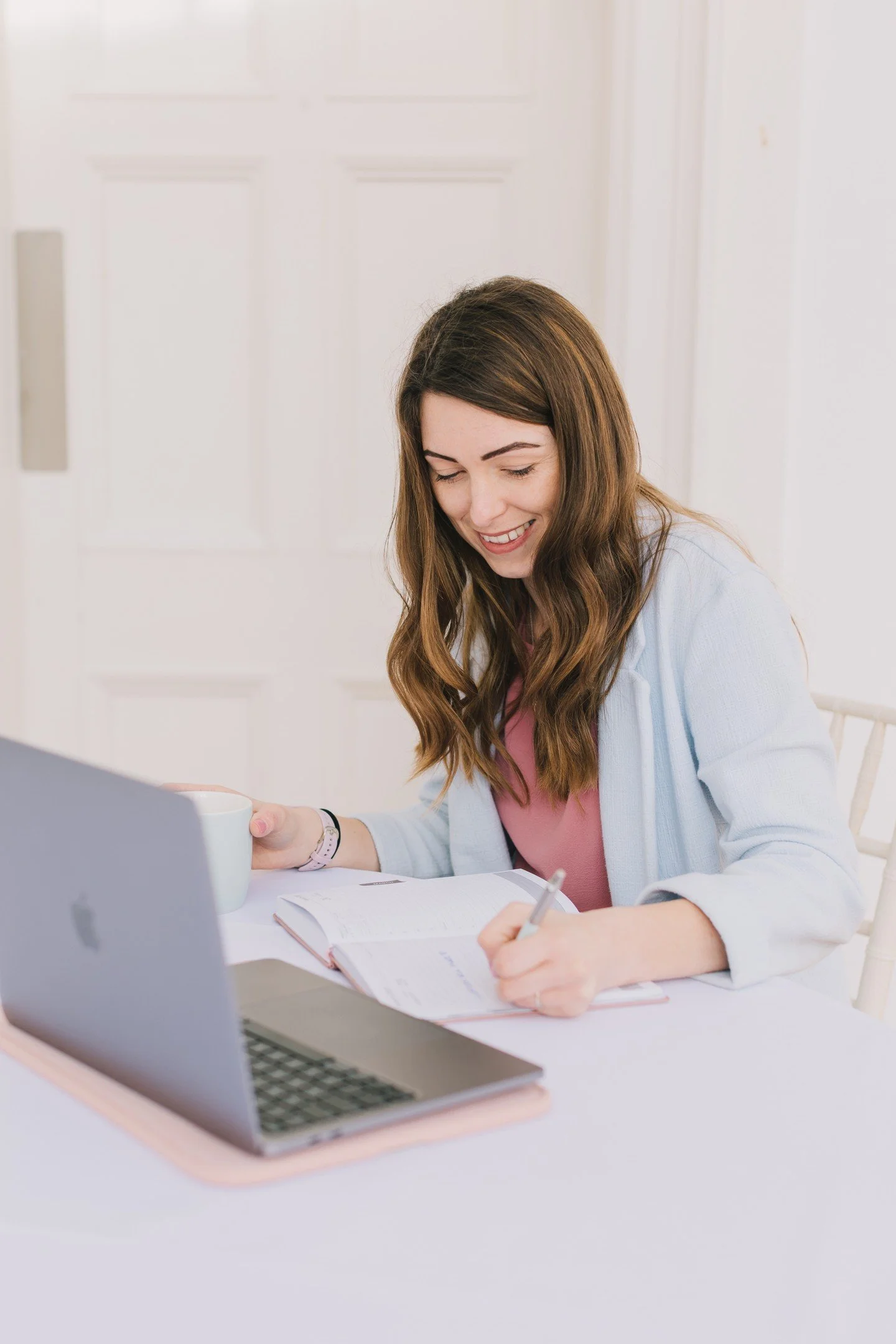 People often think my job is all ribbons and romance (and yes, there&rsquo;s plenty of that). But it&rsquo;s also me, sat in my home studio, designing between cups of tea and school pick-ups. I&rsquo;m a one-woman show, and I pour every ounce of crea