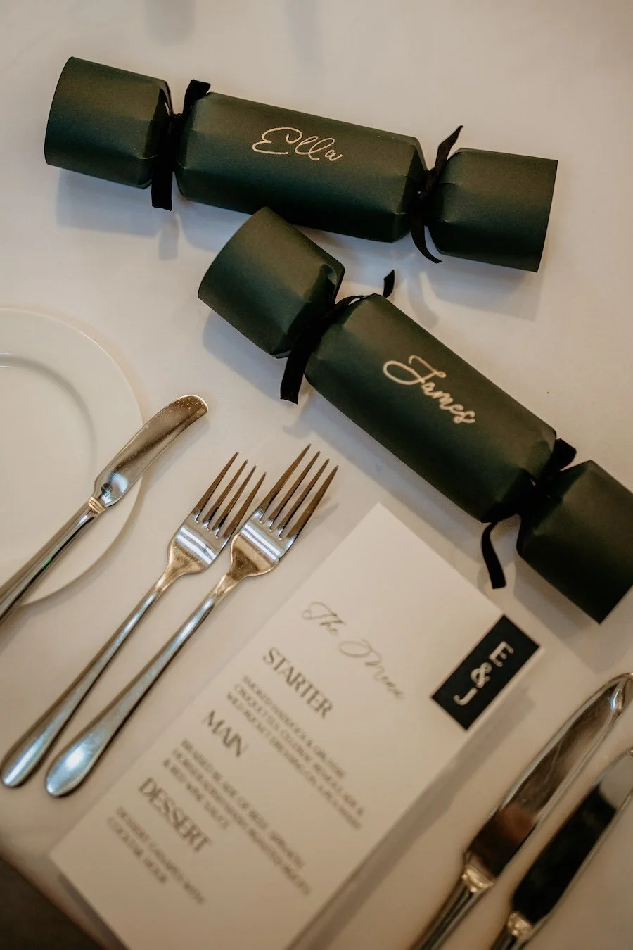 Timeless Ways to Embrace the Season with Your Winter Wedding Stationery