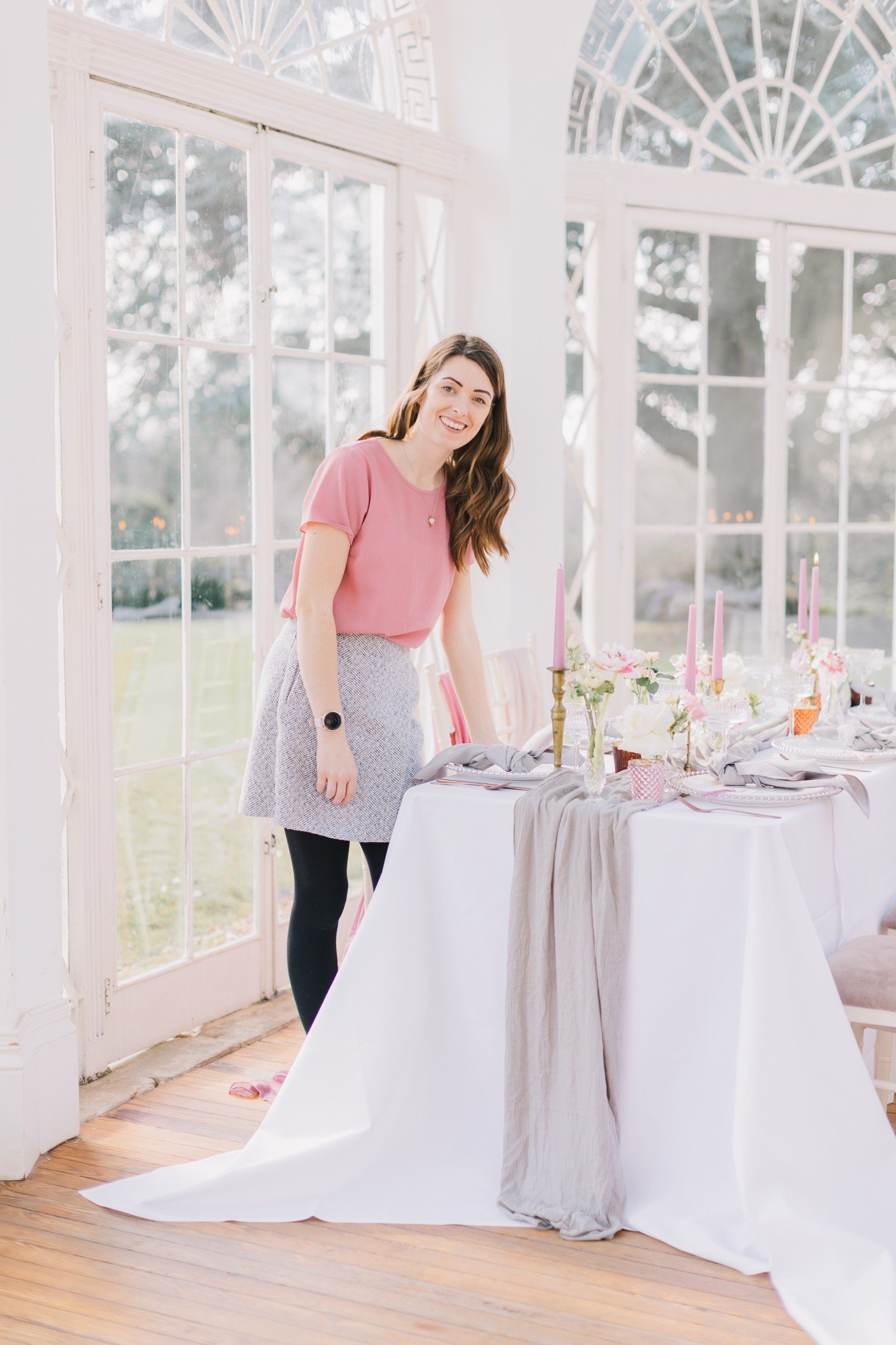 Somewhere between fizz and yet another mince pie, I&rsquo;ve been thinking about the wonderful couples I&rsquo;ve worked with this year&hellip; and I couldn&rsquo;t not share this gorgeous review from Catherine.

"We came across Lauren by chance