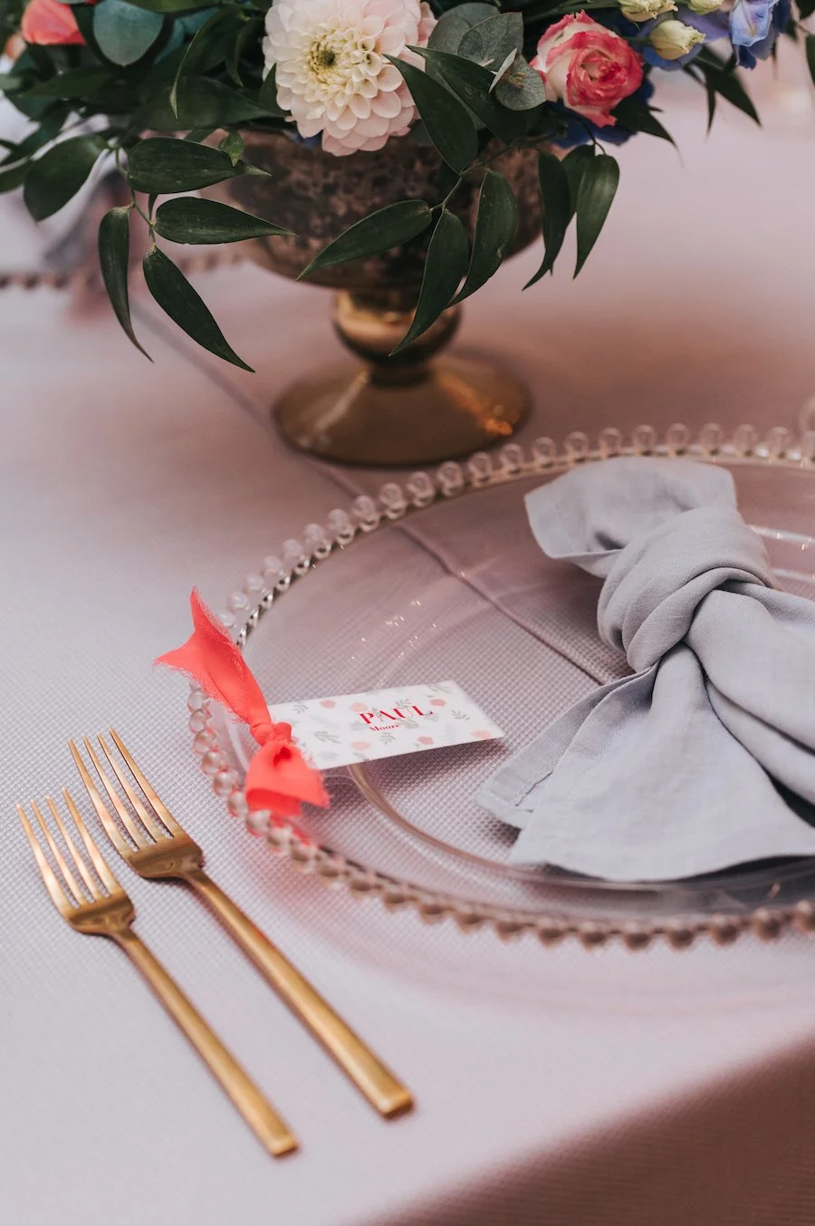 Lauren-Daisy-bespoke-watercolour-wedding-stationery-cotswolds-place-cards-ribbon-hyde-house.jpg