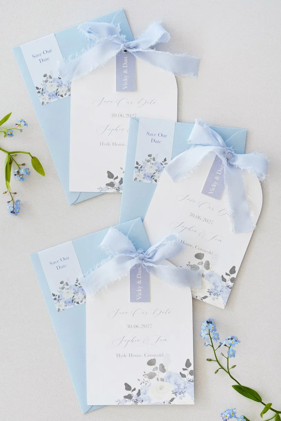 Watercolour-Wedding-Invitations-Bespoke-Cotswolds-Stationer-Blue-Floral-Stationery-Lauren-Daisy (5).jpg