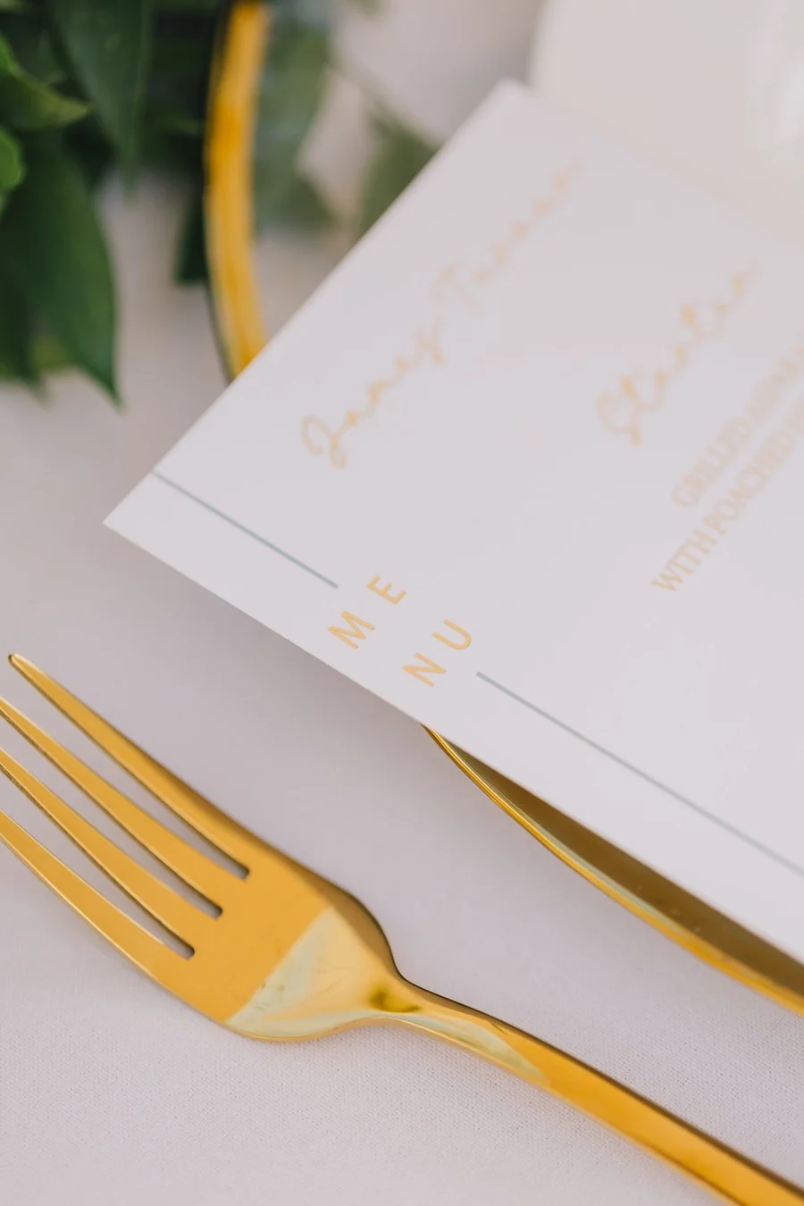 Lauren-Daisy-Bespoke-Wedding-Menus-4.jpg