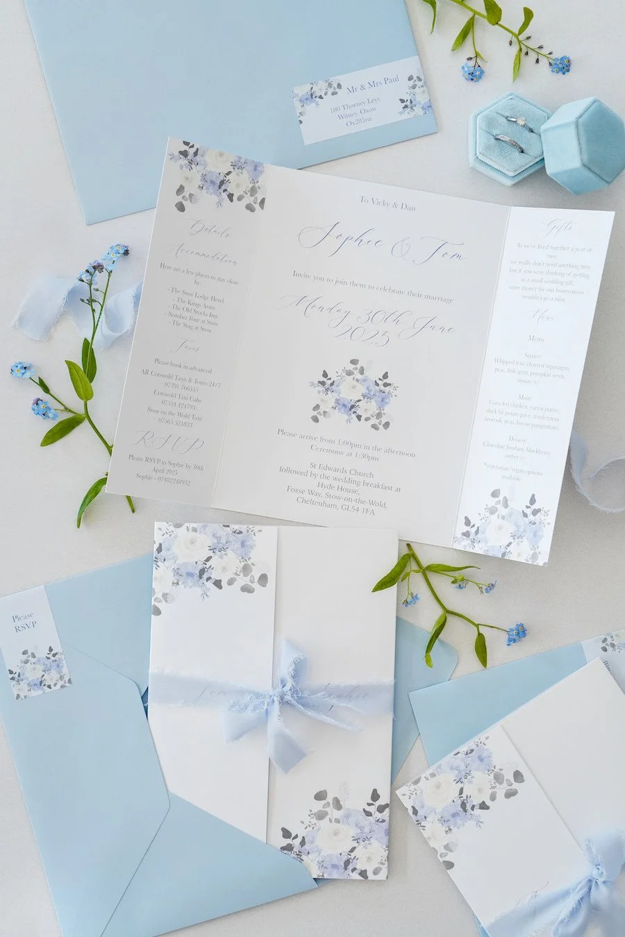 Watercolour-Wedding-Invitations-Bespoke-Cotswolds-Stationer-Blue-Floral-Stationery-Lauren-Daisy (4).jpg