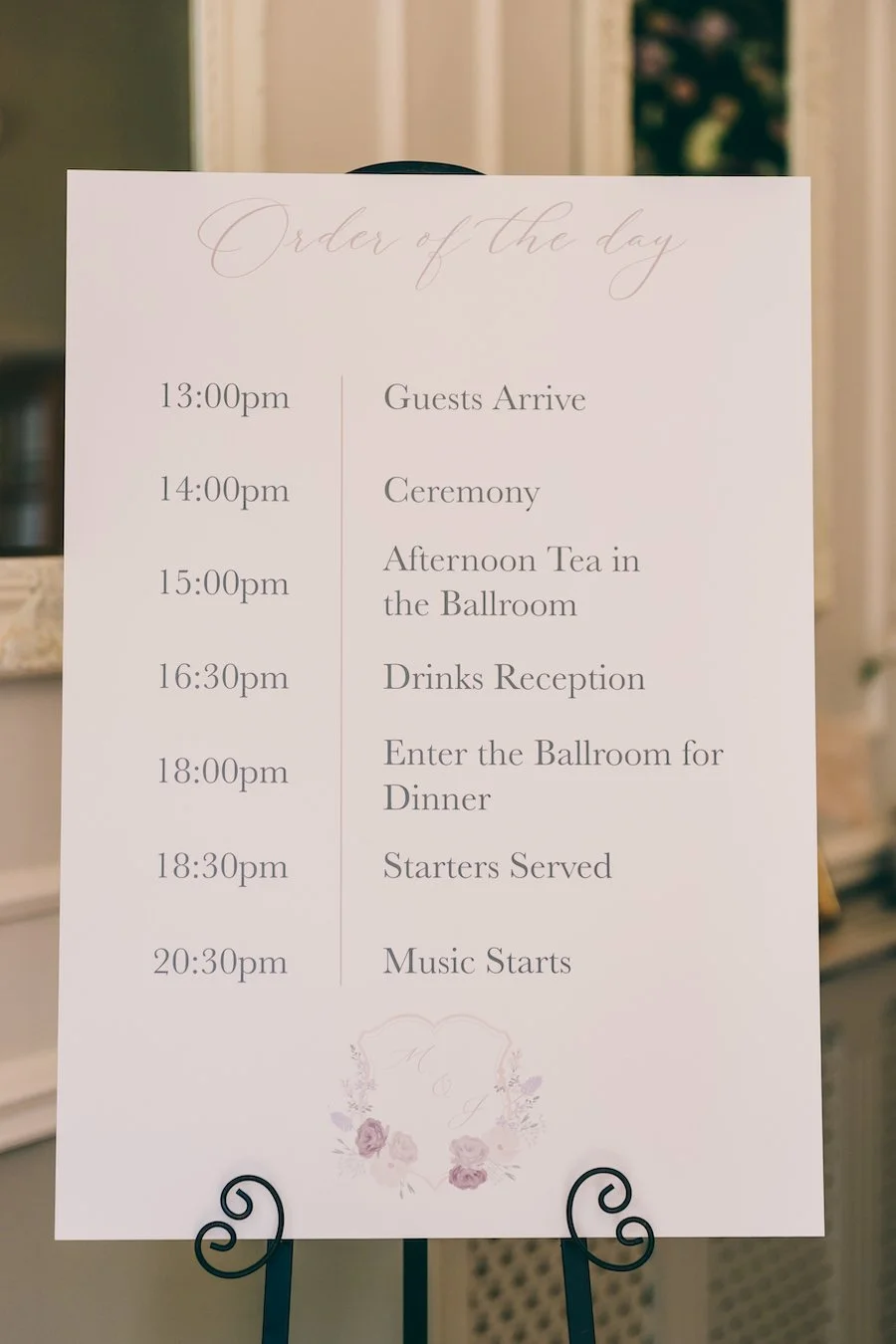 Lauren-Daisy-bespoke-watercolour-wedding-stationery-cotswolds-order-of-the-day-2.jpg