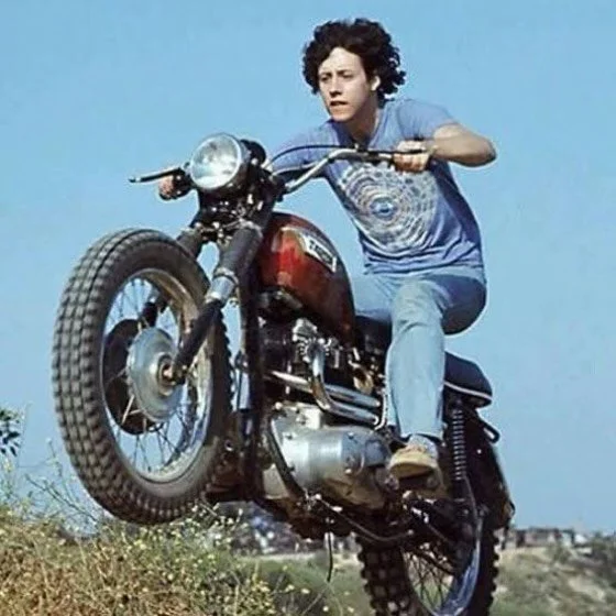 We hope your weekend is filled with &lsquo;Sickels (and pickles, if that&rsquo;s your bag) #arloguthrie #vivamoto #scrambleon #triumphscrambler #triumphmotorcycles