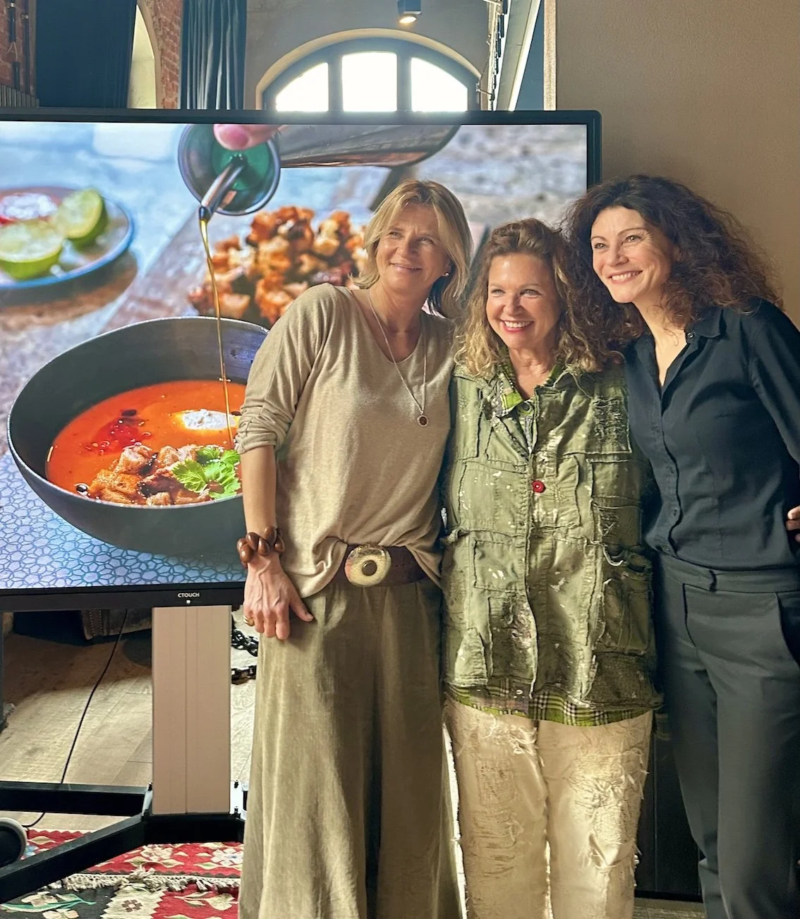 Petra Hoffmann, Haya Molcho und Andrea Bury beim Launch der Kooperation mit den NENI Restaurants