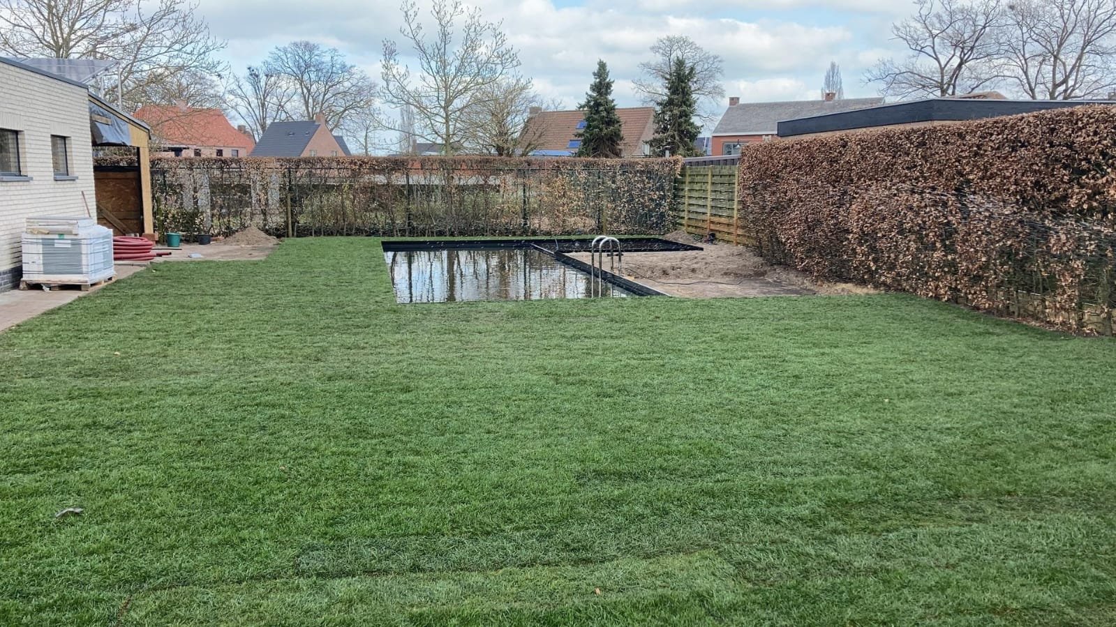 Project 6 - Ref 2: Zwemvijver