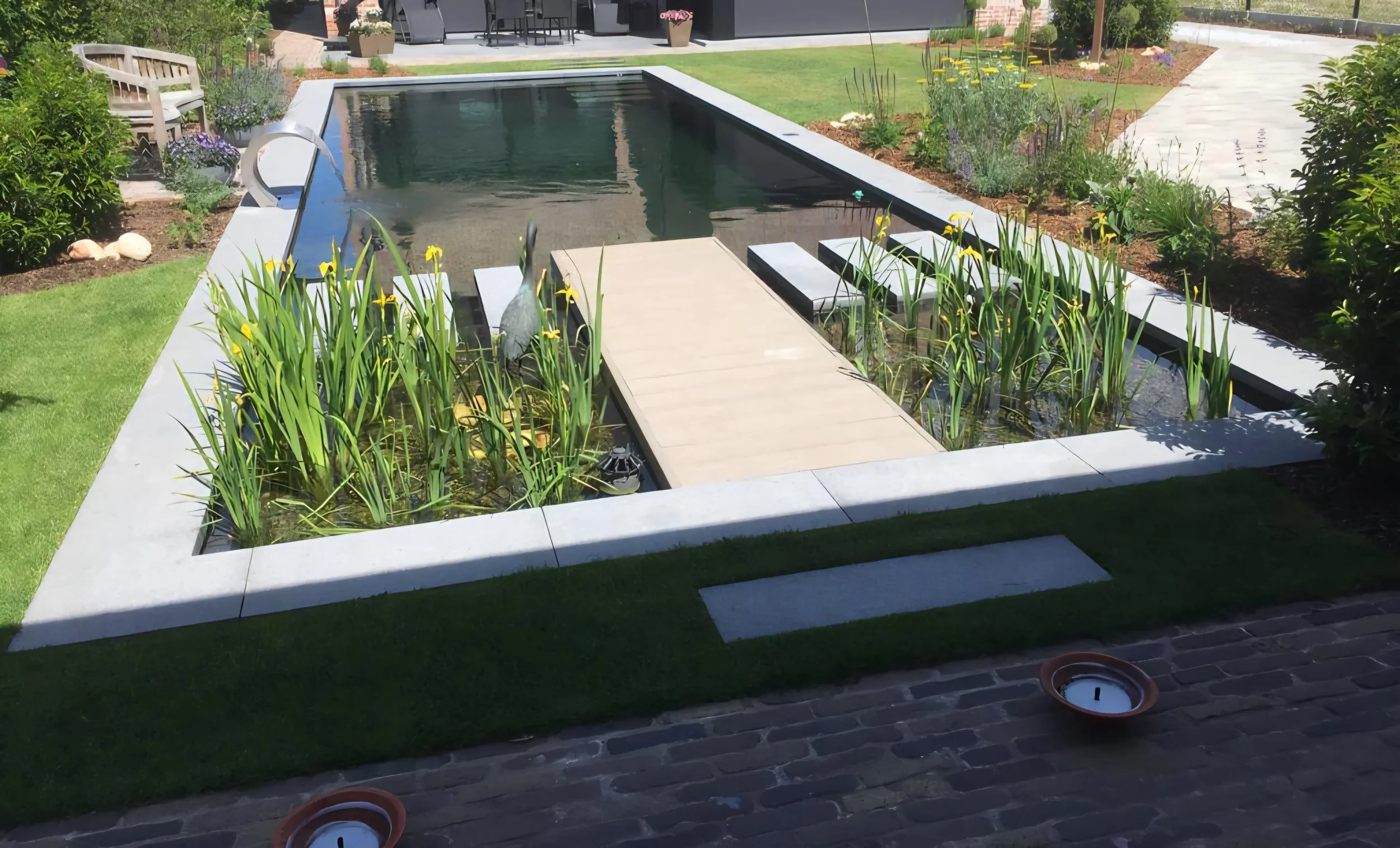 Project 9: Zwemvijver met vlonder en natuurlijke beplanting