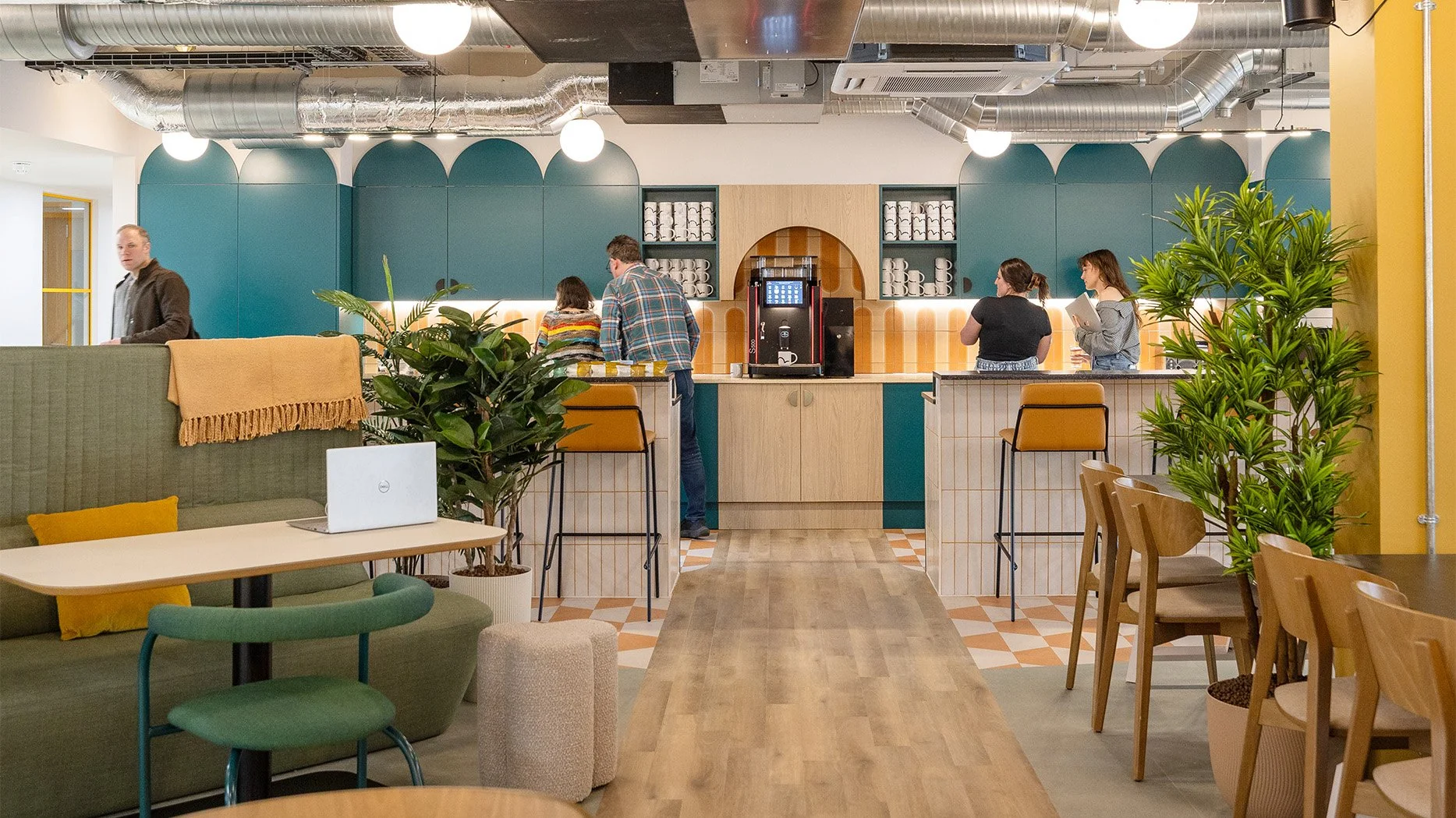 Morning Meet-up with Runway East