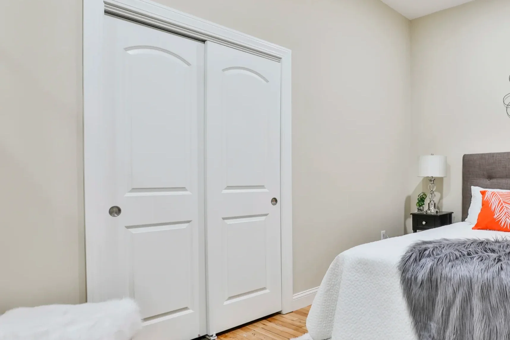 bedroom+2.webp