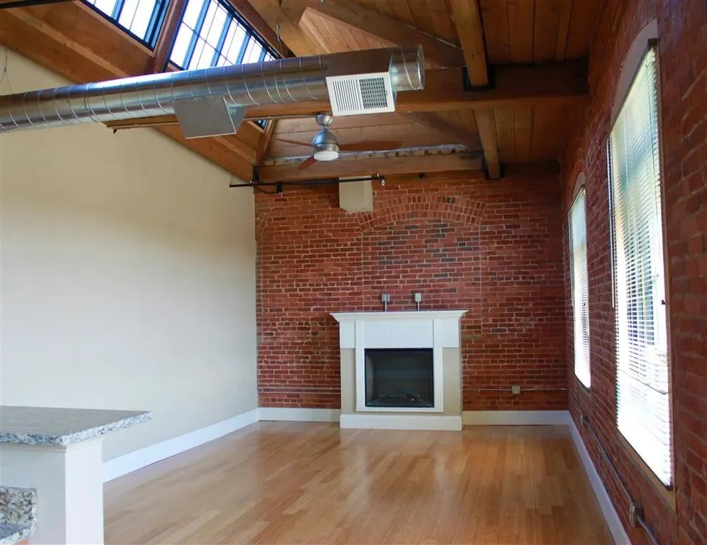 Lofts 34 - Nashua, NH