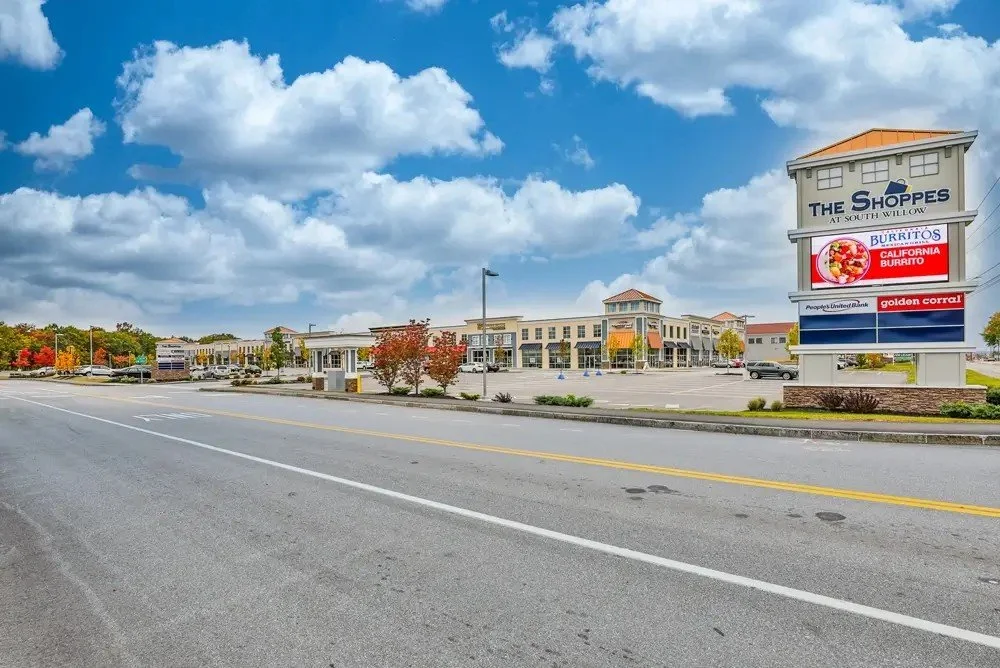 The Shoppes at 665 South Willow - Manchester, NH