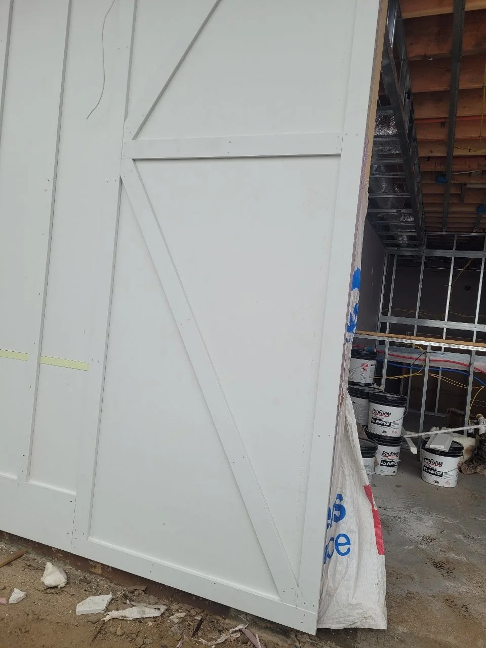 exterior siding wall.JPG