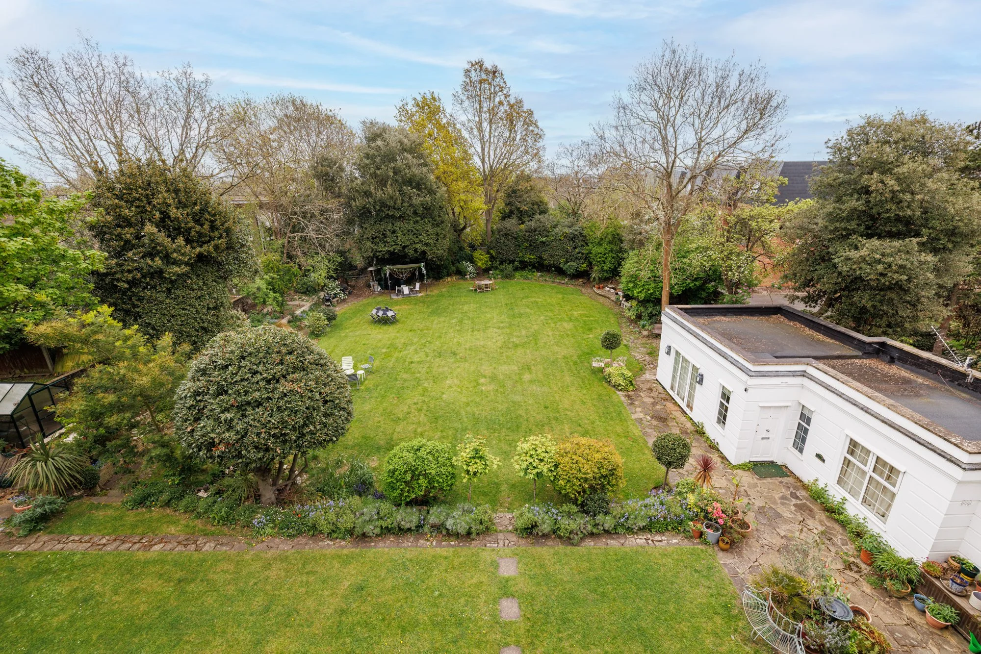 11) Garden 2.jpg