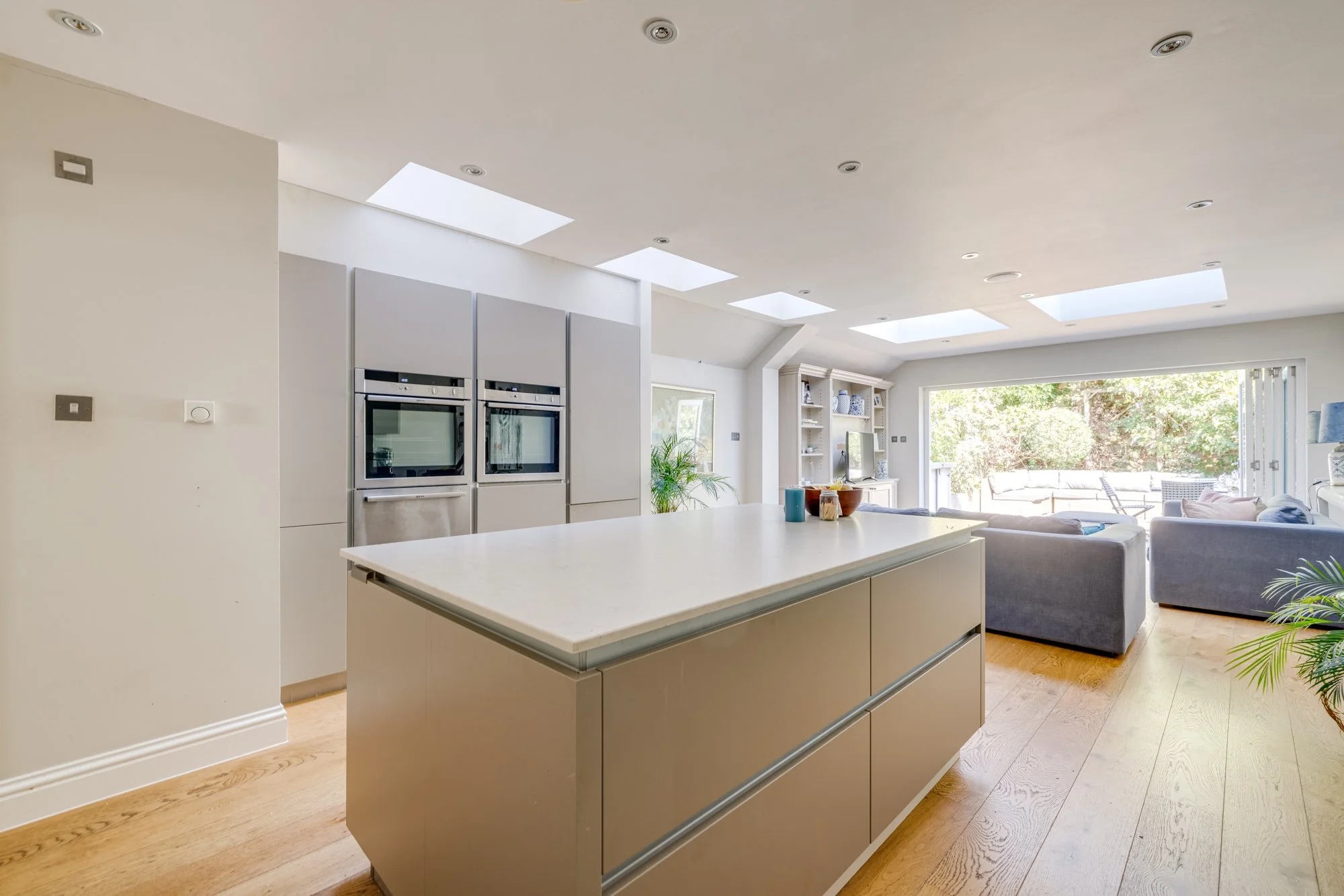 Kitchen 3.jpg