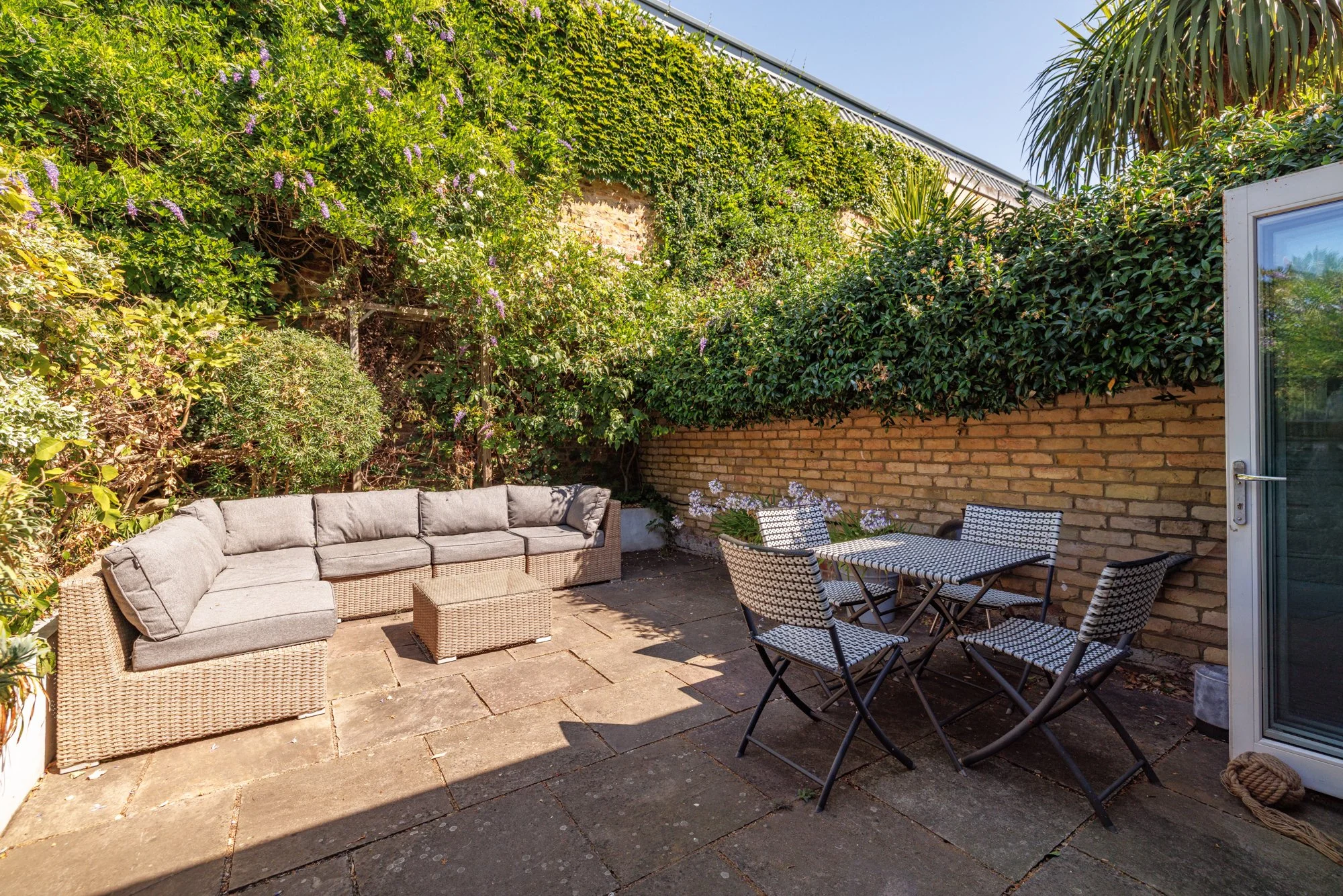 Garden 1.jpg