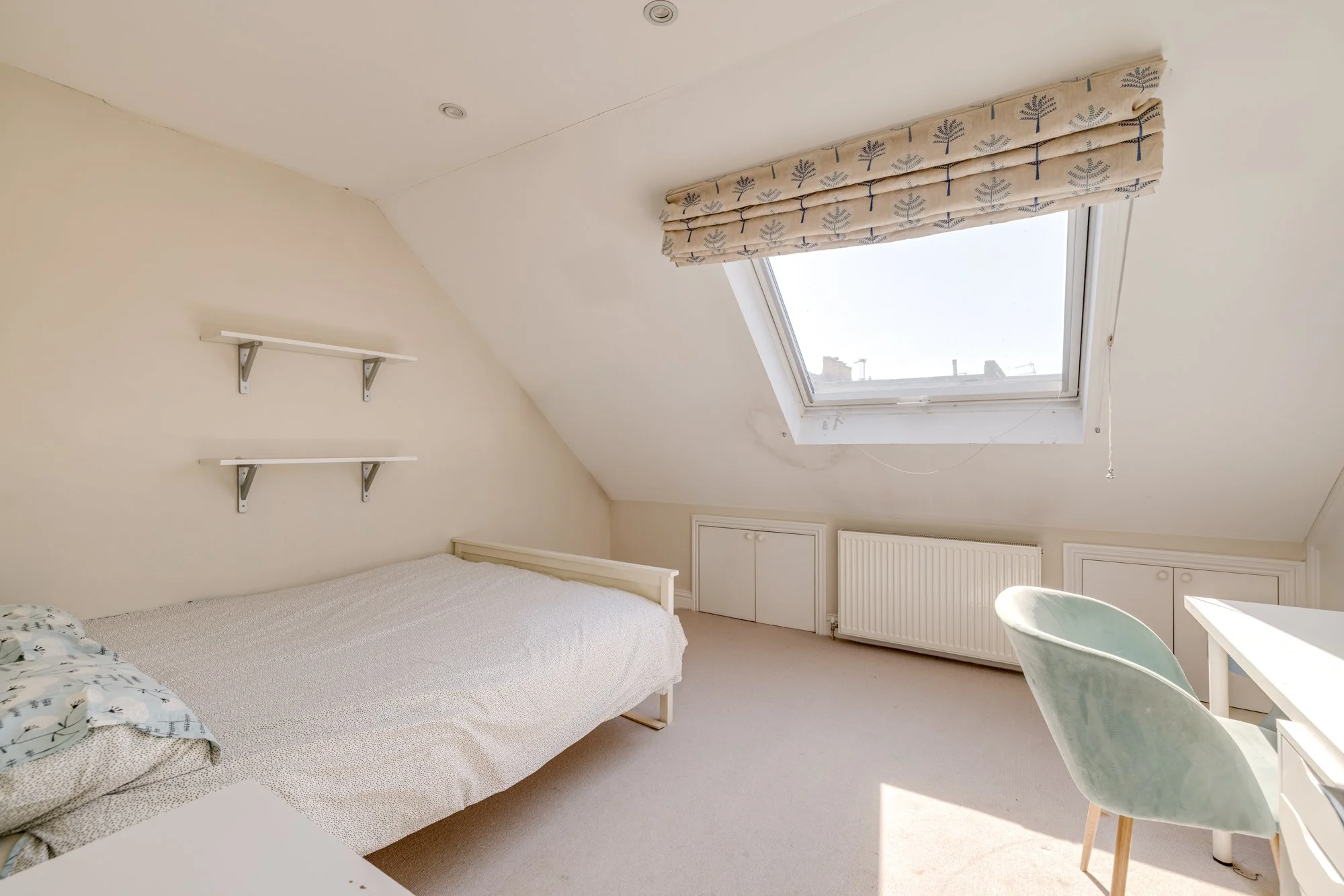 Bed 4.jpg