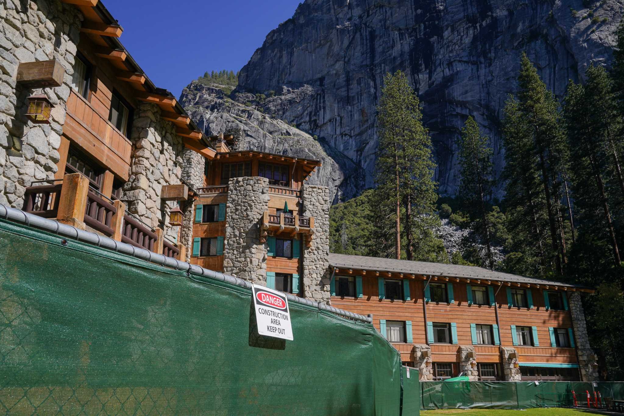 Yosemite contractor slammed for failings, like rodents at Ahwahnee bar