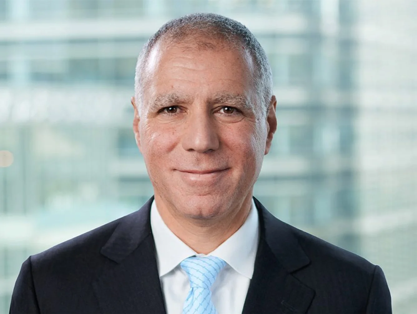 HSBC Plans Tens of Thousands of Job Cuts as AI Changes Banking