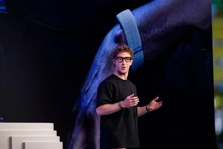 Meta Cuts 10% of Jobs as AI Drives Efficiency