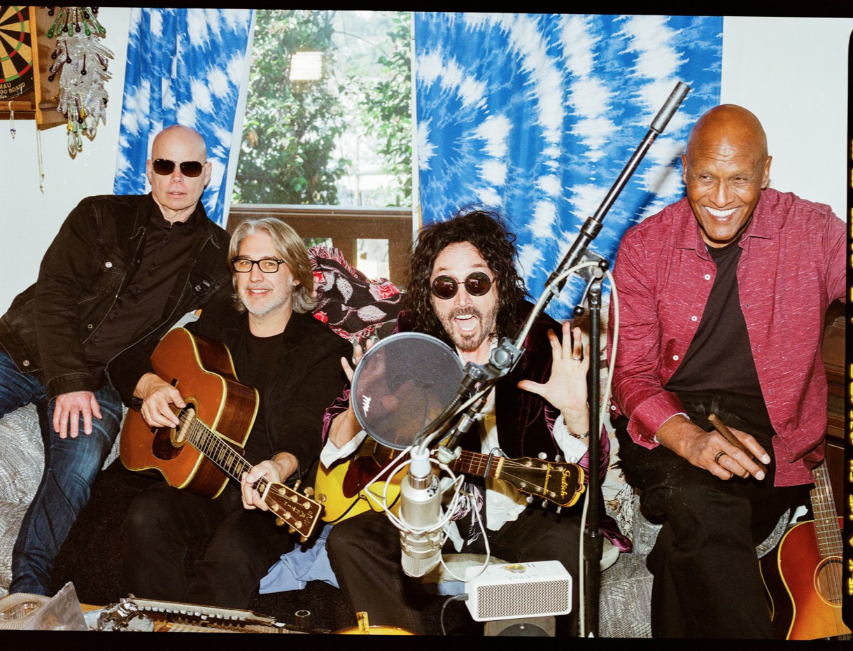 Mike Campbell and Dirtyknobs