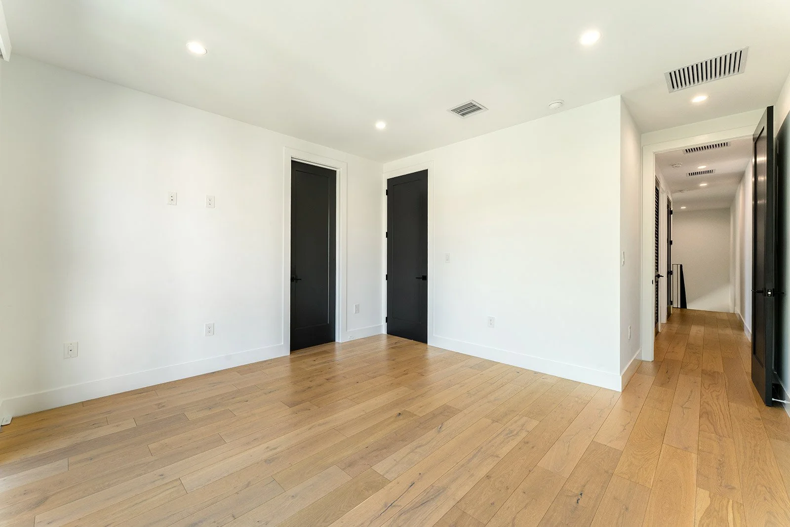 227-NE-39th-St_1oakstudios_10.jpg