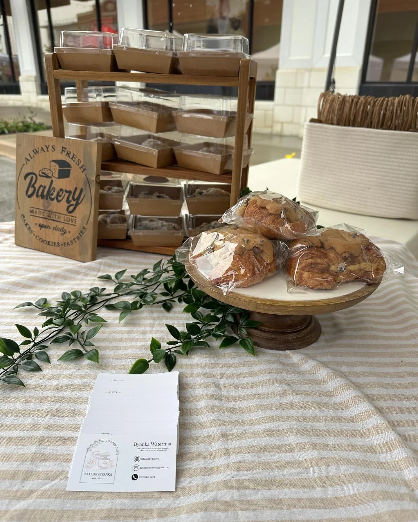 Hey friends! 

Just wanted to hop on and say THANK YOU to everyone who showed up today to support us at our very first market in Missouri! Y&rsquo;all completely wiped us out of sourdough and pastries! We are so undeserving of and grateful for your s