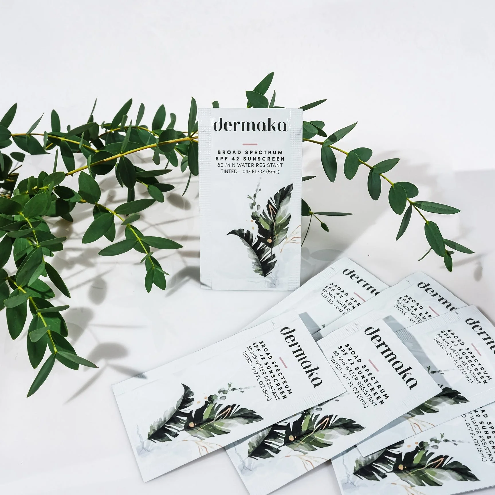 Dermaka-TintedSunscreen-Packets.jpg
