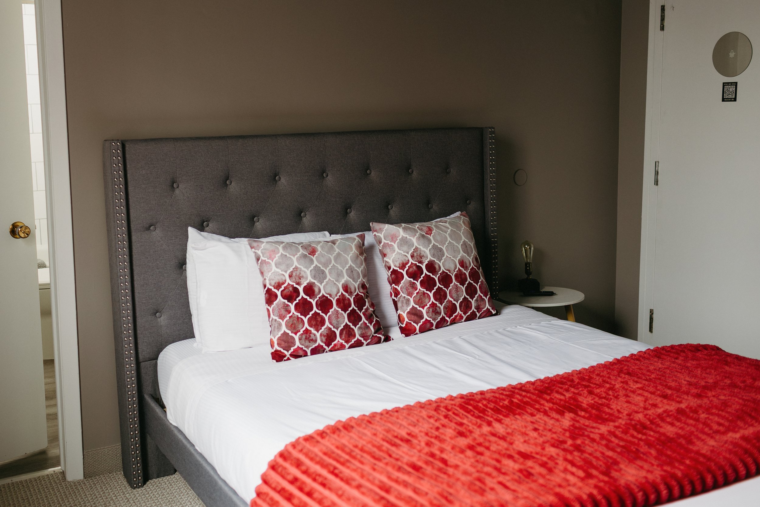 Queen Bed