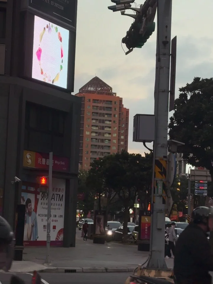 From the streets of Taiwan to the Yukon, from South America to Europe diario de verano has screened at over 17 festivals all over the world! We are so excited for what 2026 will bring. 💫

Wishing you all a happy holiday season and hope to see you on