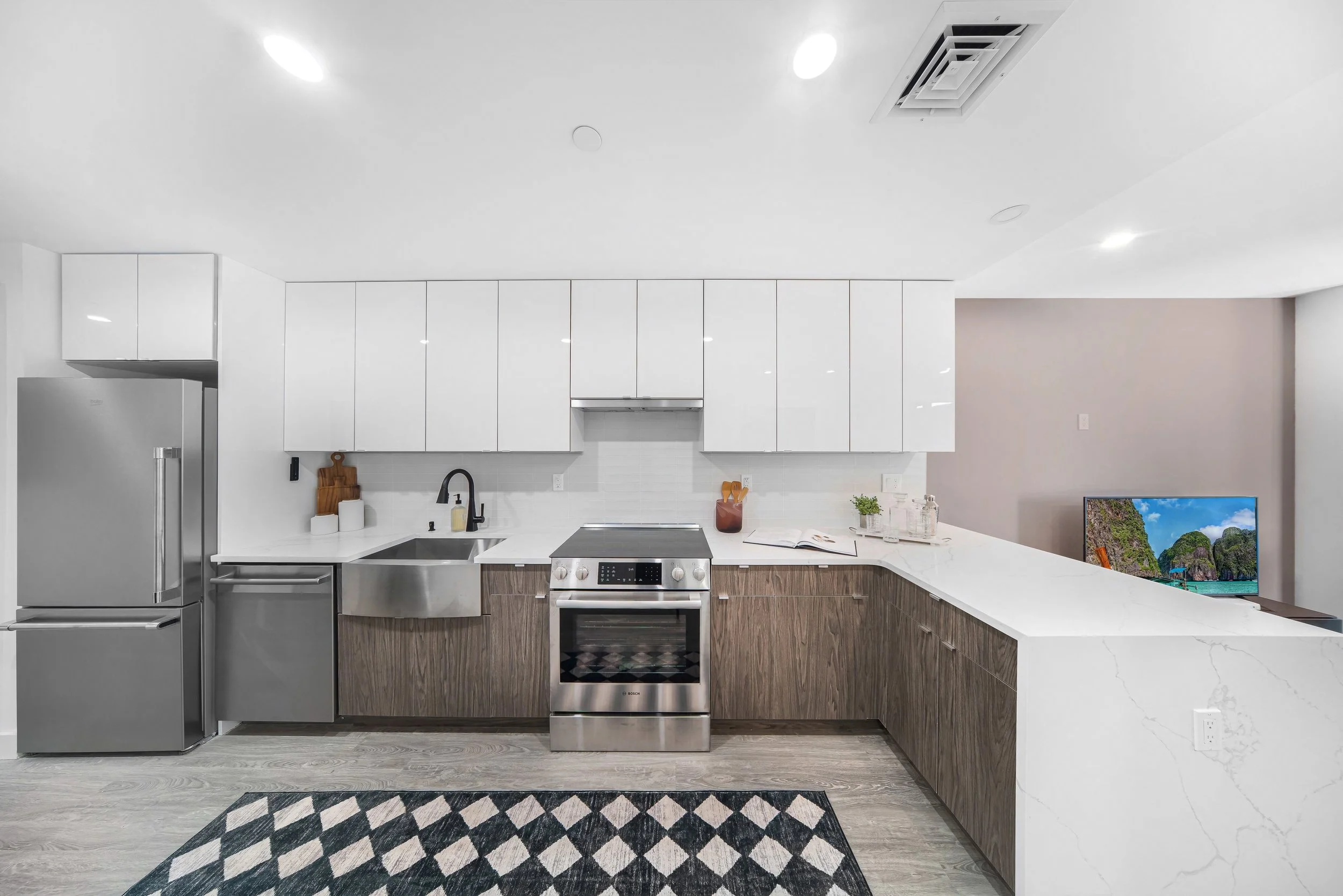 46 Venon kitchen.jpeg