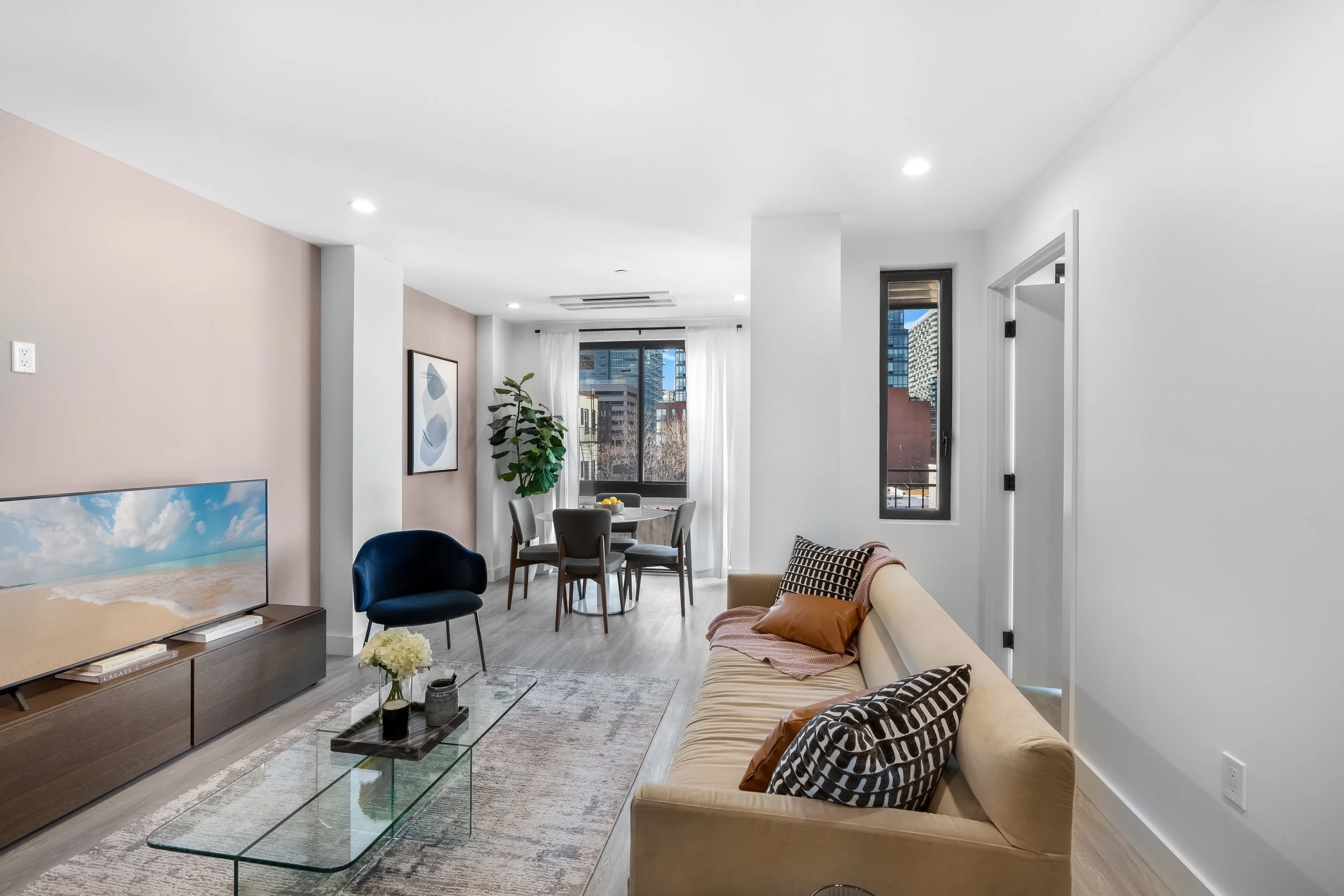 46 Venon living room.jpeg