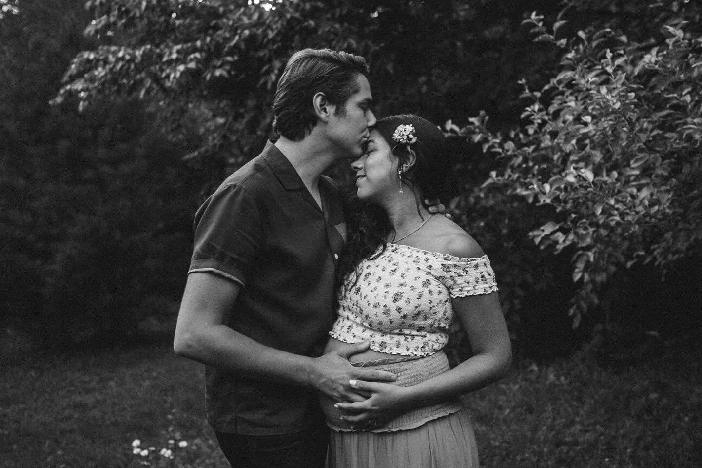 New beginnings 🌷
#maternityphotographer #montrealphotographer #familylife #familyphotoshoot #mtlphotographer