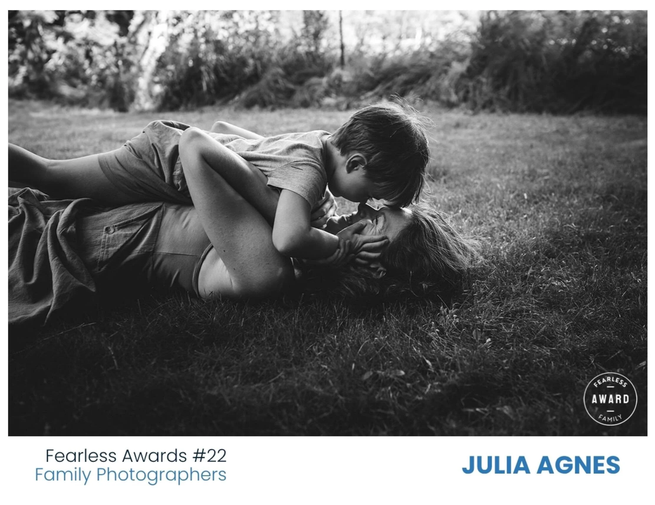 Absolutely thrilled to have been chosen for the @fearlessfamilyphotos awards. It&rsquo;s such a joy!
Thank you @caitlin.e.power for inviting me to capture this beautiful moment.

#familyphotographer #montrealphotographer #fearlessphotographer #awardw