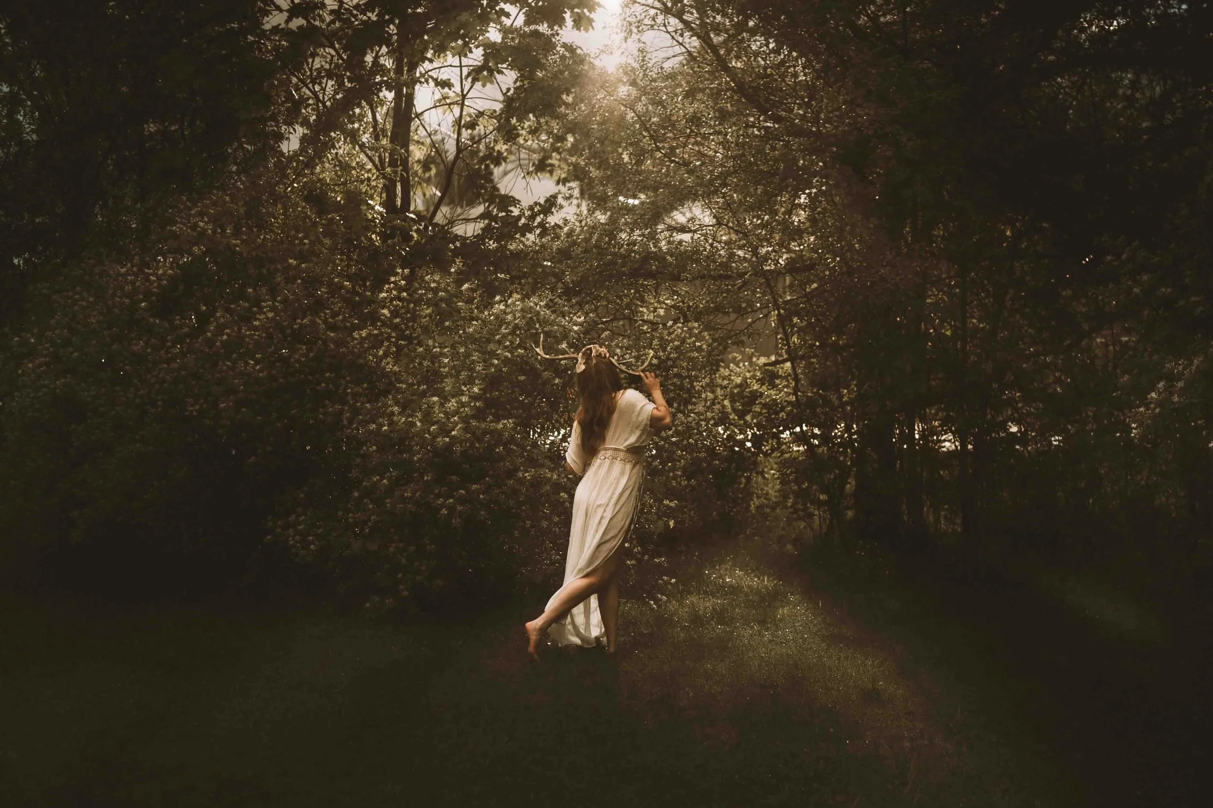I&rsquo;ve been wanting to create this image for some time. I borrowed a dress from my friend Erin which has been sitting in my closet for weeks. Then I was talking to Adam about how I wanted horns and couldn&rsquo;t quite work out how to make them. 