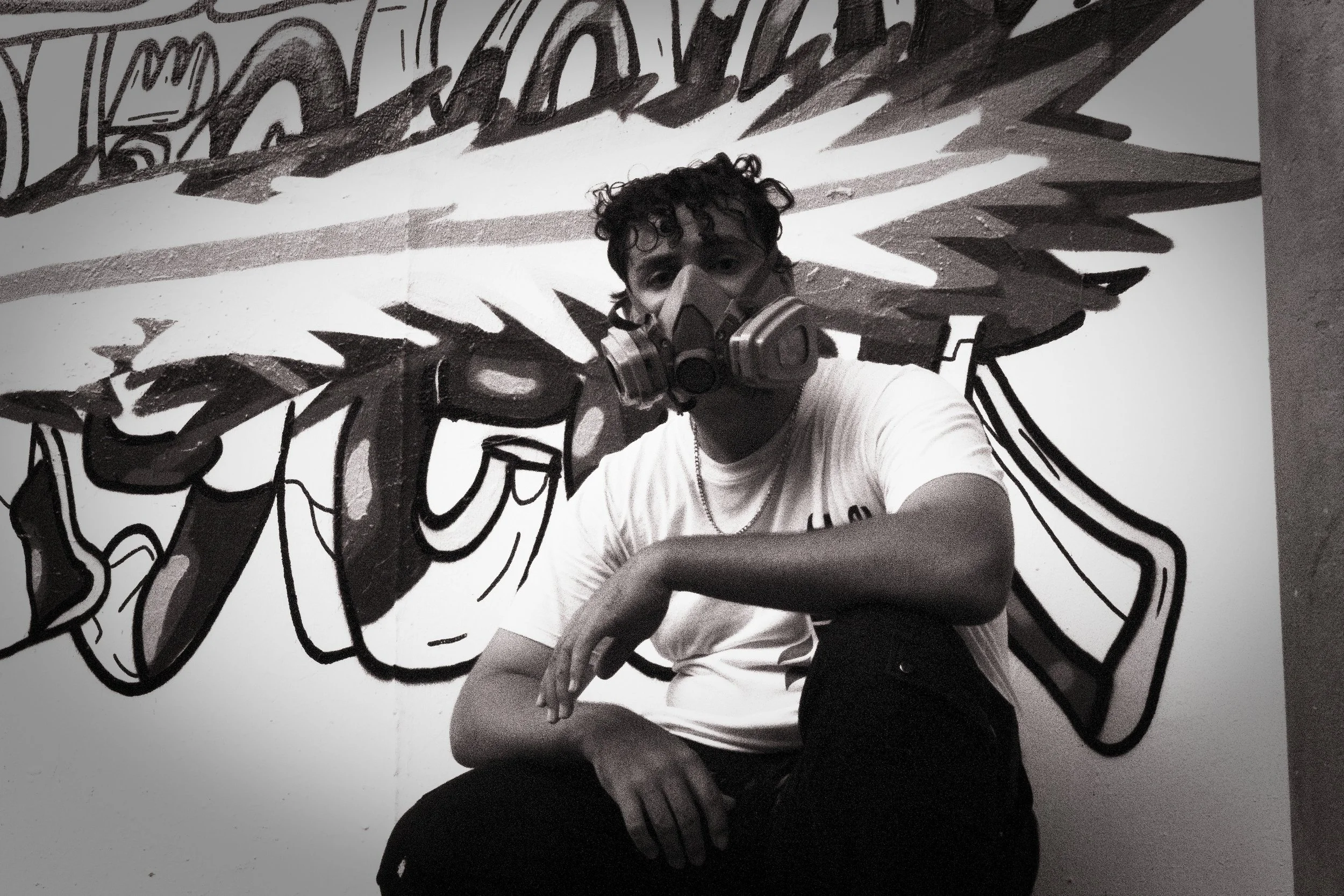 Street artist noir et blanc