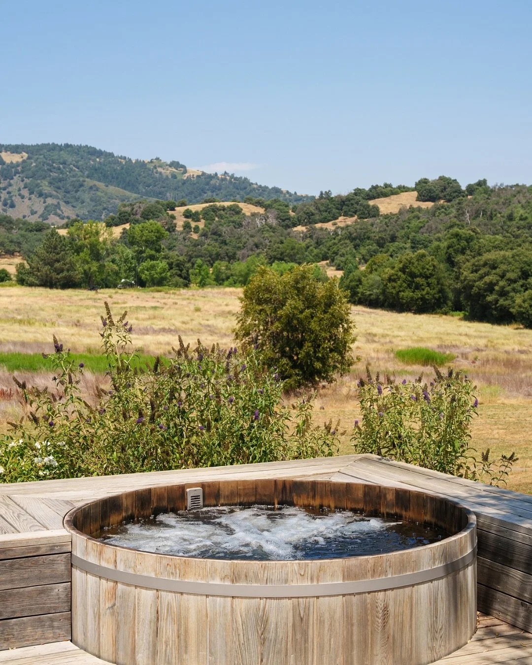 Build your lineup: morning ridge views, orchard strolls, jacuzzi soaks, and fireplace chats under cozy blankets.

Across the Main House, Pondside Studio, and Restored Airstream, you&rsquo;re set&mdash;space for up to 14 guests.

Message us for dates 