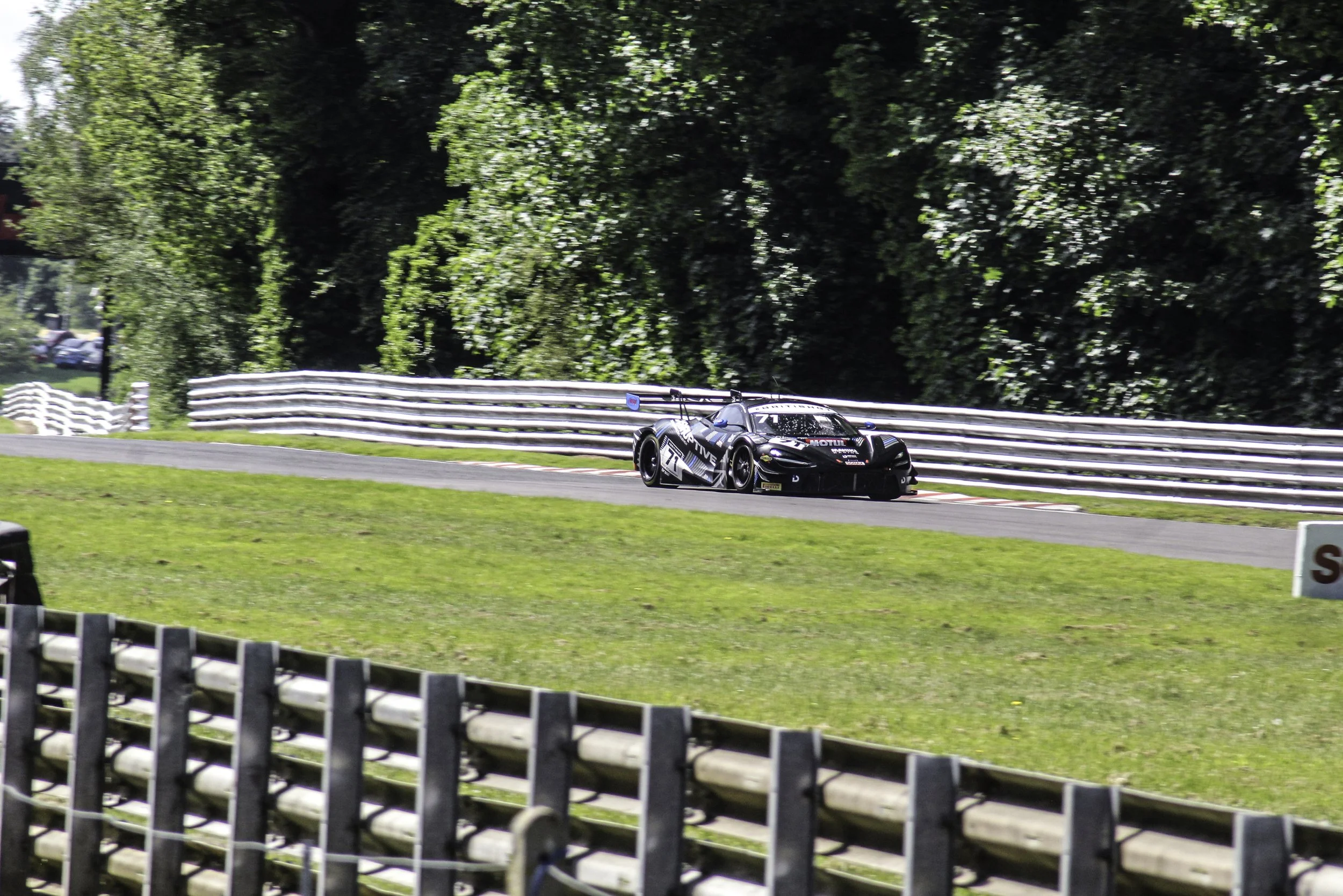 Oulton Park Monday British GT-4.jpg