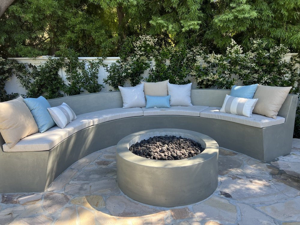Bel Air Custom Bench Custom Cushions and Pillows