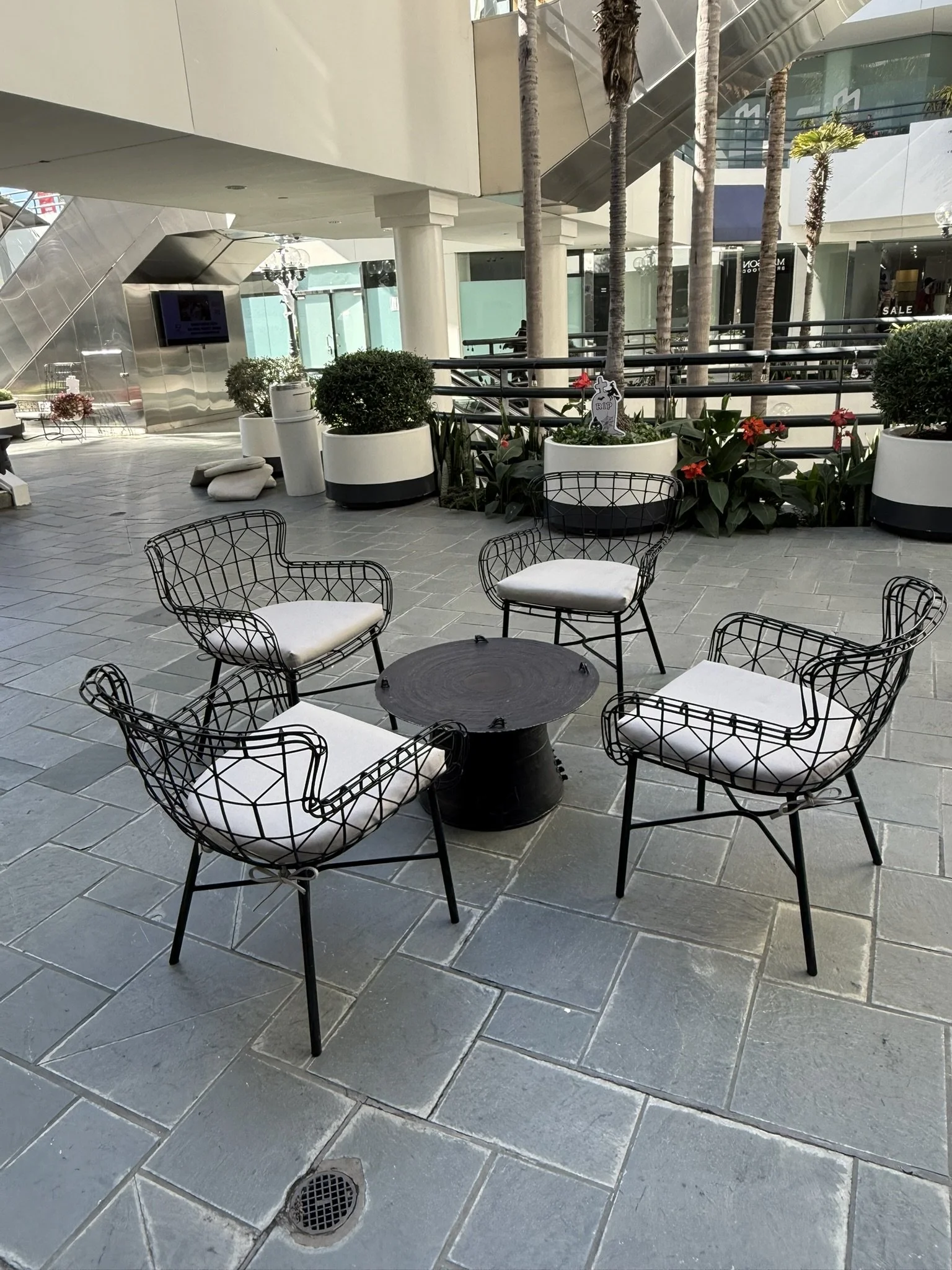 Brentwood Gardens Plaza