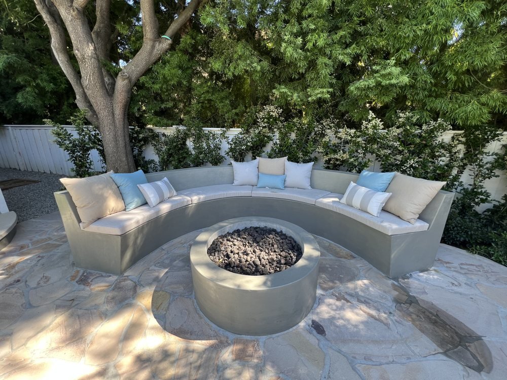 Bel Air Custom Bench Custom Cushions and Pillows